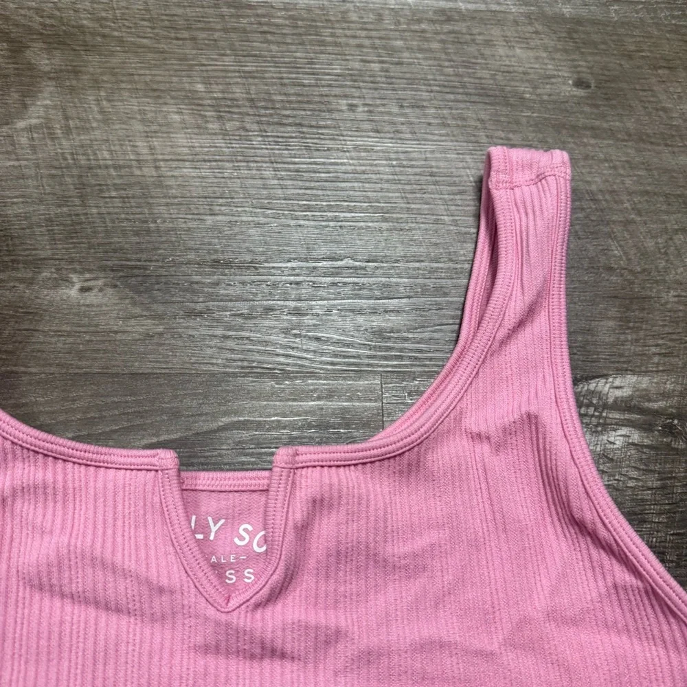 Aeropostale Pink Seamless Ribbed Bralette Size Medium